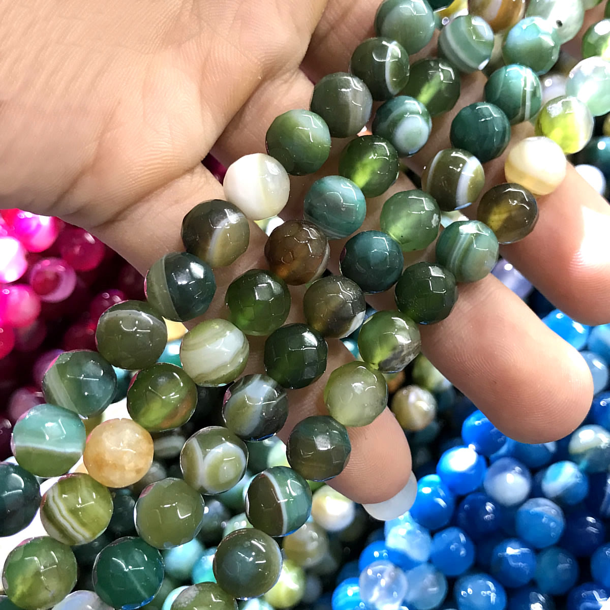 CAG1067 Banded Agate Beads Faceted Round 8mm 15" Strand