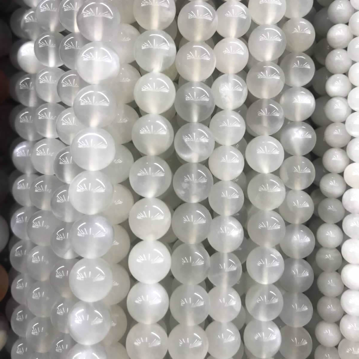 CMS116 White Moonstone Beads Smooth Round 8mm 15" Strand