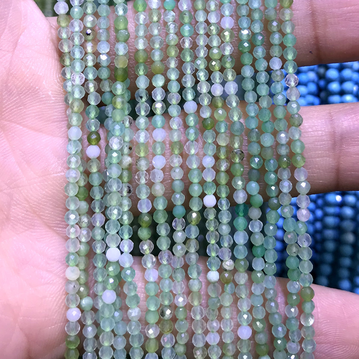 CTG126 Australia chrysoprase Beads Faceted Round 2mm 15" Strand