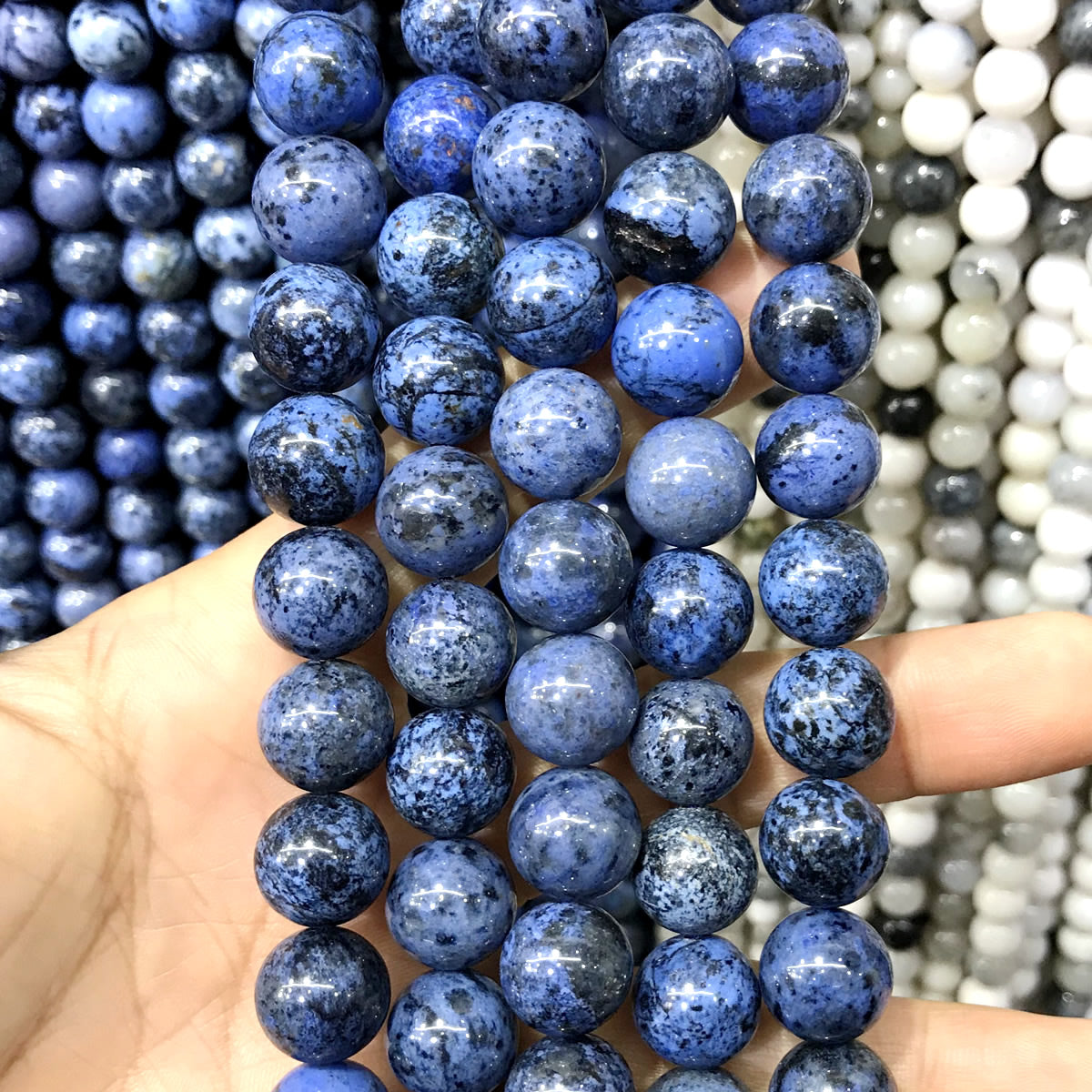 CDU46 Grade AA Dumortierite Beads Smooth Round 12mm 15" Strand