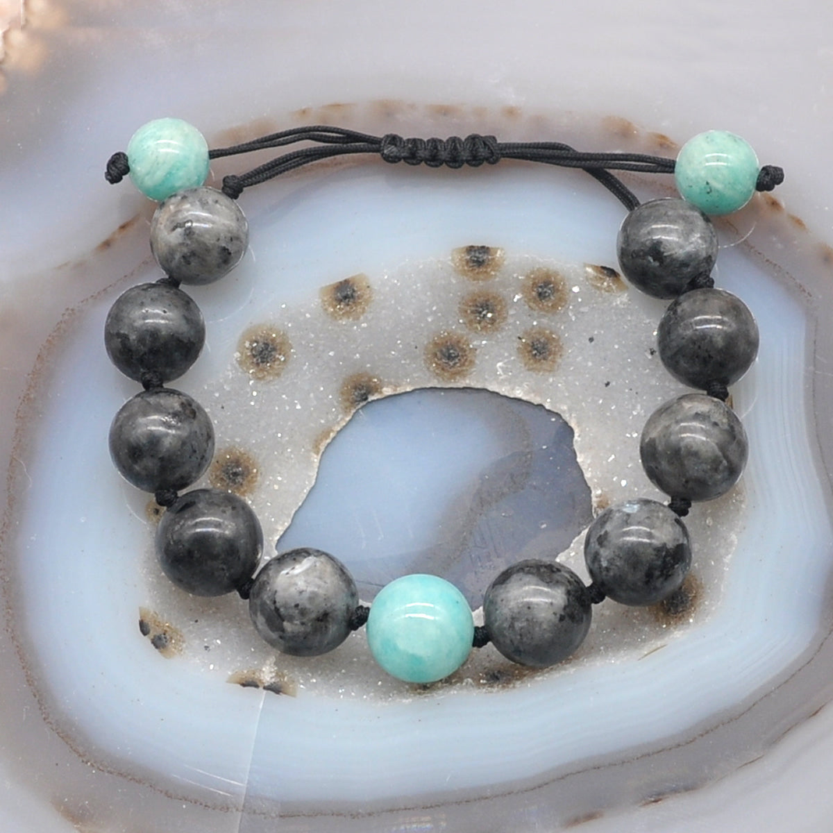 CGB526 Black Labradorite & Amazonite Adjustable Bracelet Round 12mm